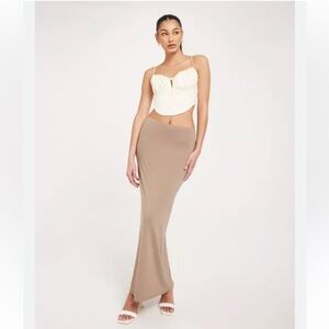 Forever 21 | Beige skirt​​